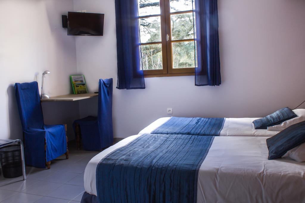 Hotel Restaurant Le Colombier Remoulins Zewnętrze zdjęcie