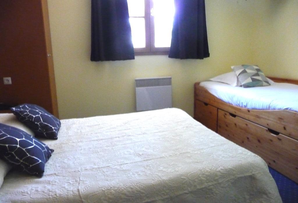 Hotel Restaurant Le Colombier Remoulins Zewnętrze zdjęcie