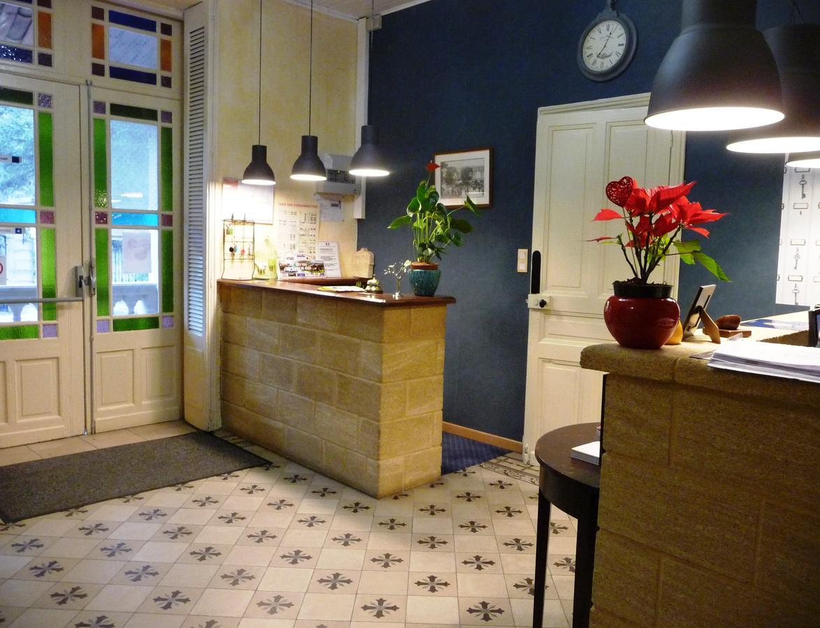 Hotel Restaurant Le Colombier Remoulins Zewnętrze zdjęcie